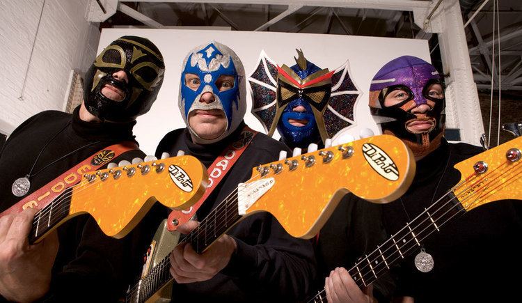 Surf Rock’s Wildest Bands: Los Straitjackets and&nbsp;beyond