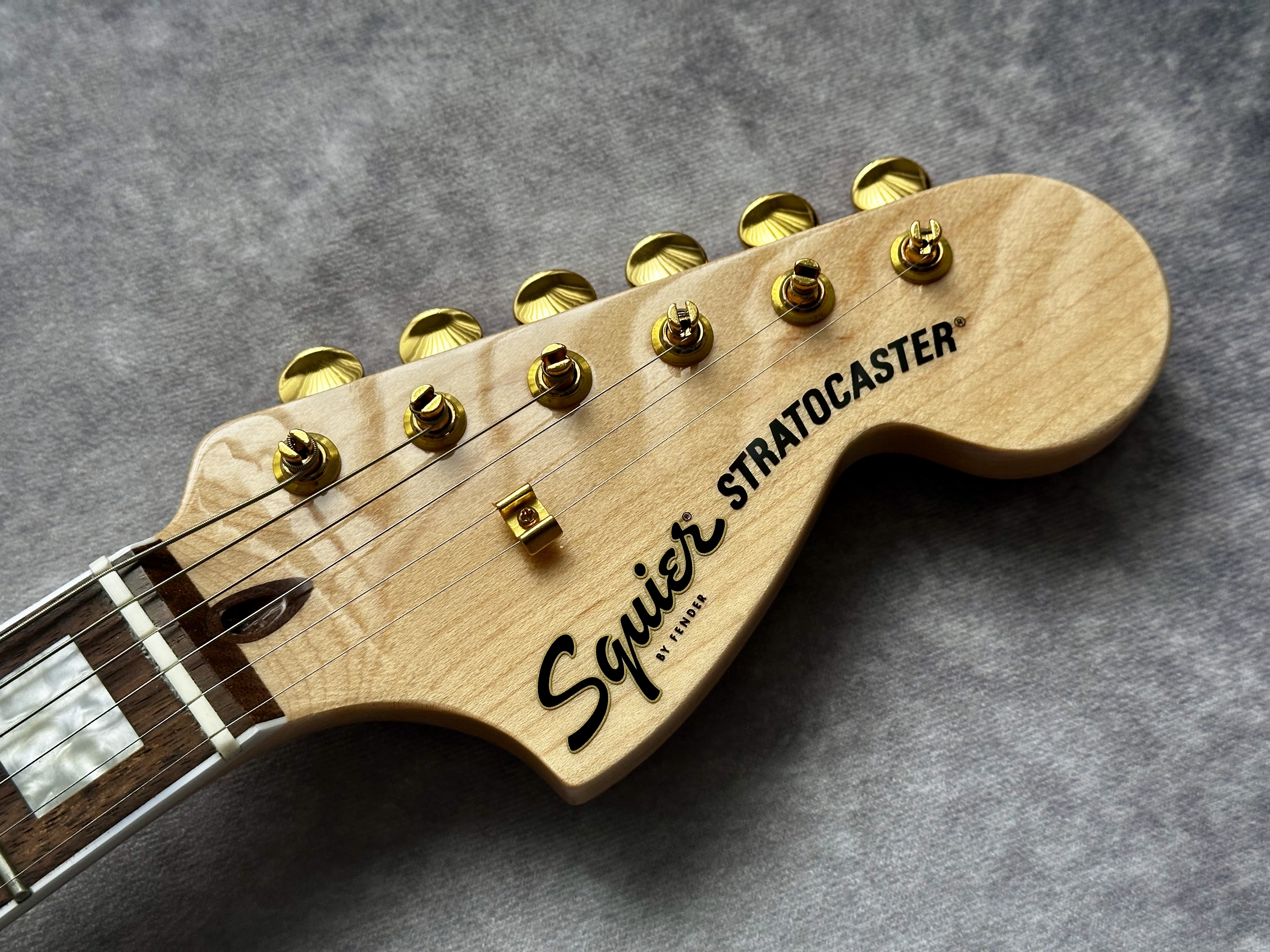 Squier's 40th Anniversary Strat in Lake Placid Blue: The Good, the