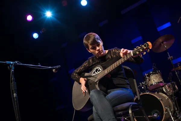 Kaki King: The Guitar Innovator and Musical&nbsp;Visionary