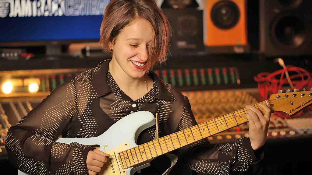 Jess Lewis: The Fusion Guitarist Redefining Modern Instrumental&nbsp;Music